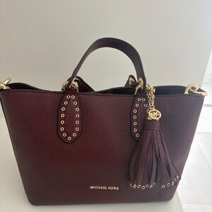 Michael kors satchet
